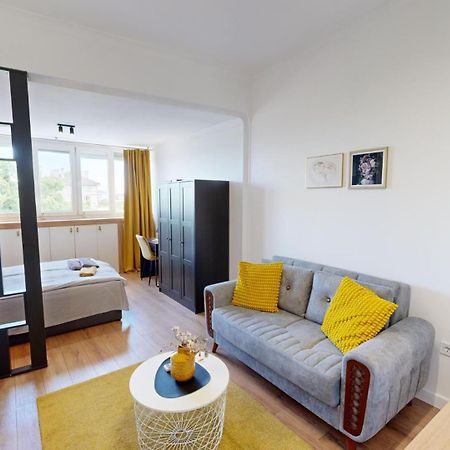 Modern City Stay Apartment 4 Min Walk From Alexander Nevski Sofia Esterno foto